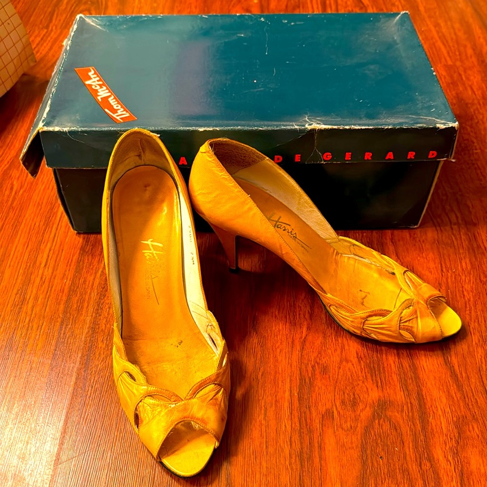 Harris vintage heels